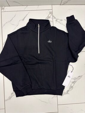 ALO Yoga unisex Black Quarter-Zip Sweater